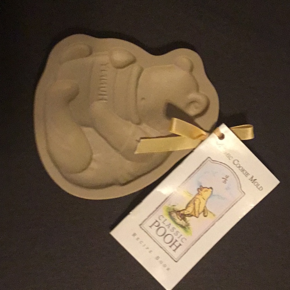Classic Pooh Brown Bag Cookie Art